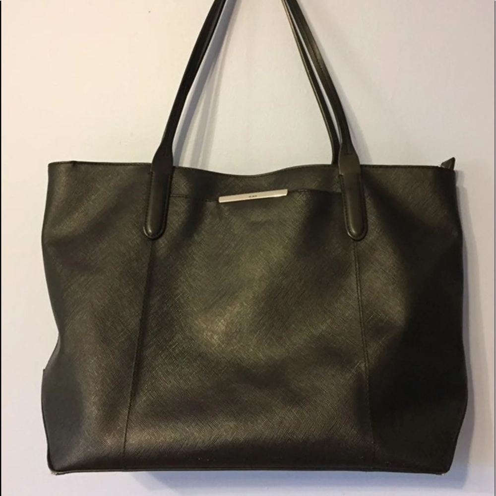 Tumi Stanton Nonie BLack Leather Tote Bag